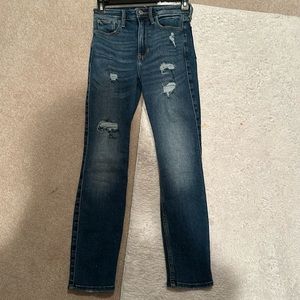 NWOT Hollister Ultra High-Rise Skinny Ankle Jeans